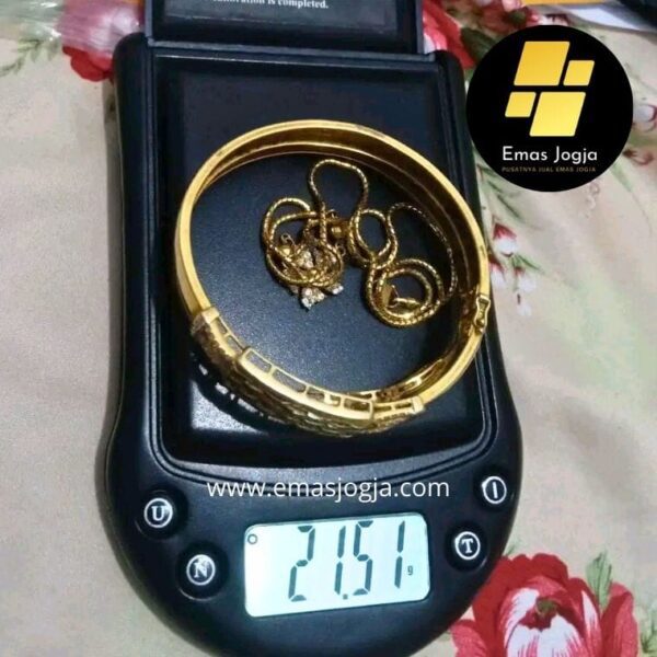 Butuh Dana Cepat? Jual Emas Tanpa Surat di Klaten dengan Harga Terbaik!